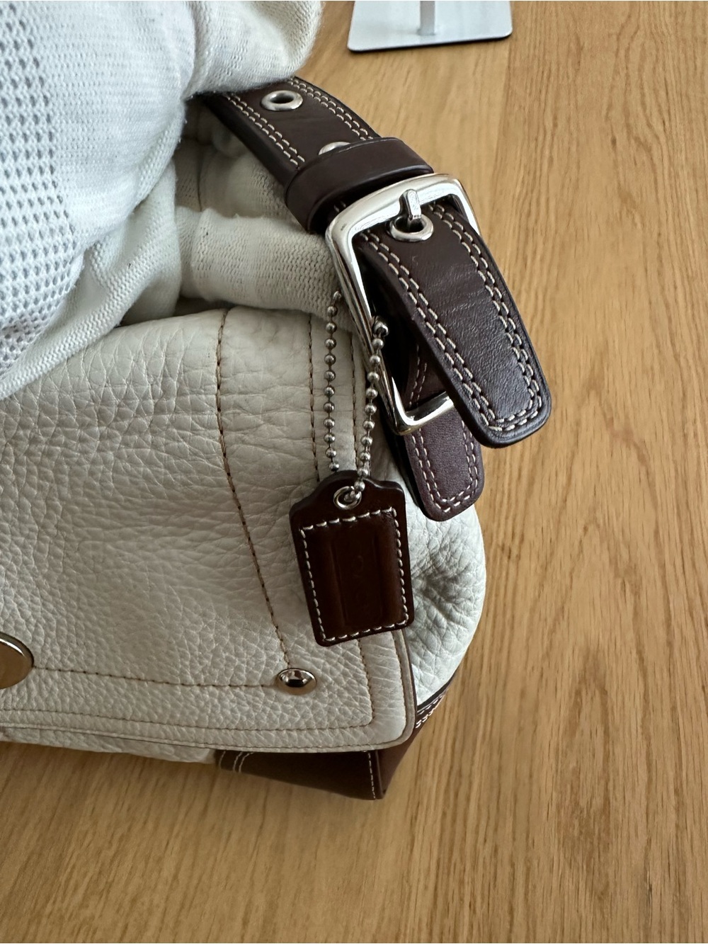Coach two way bag - Picture 14 of 15